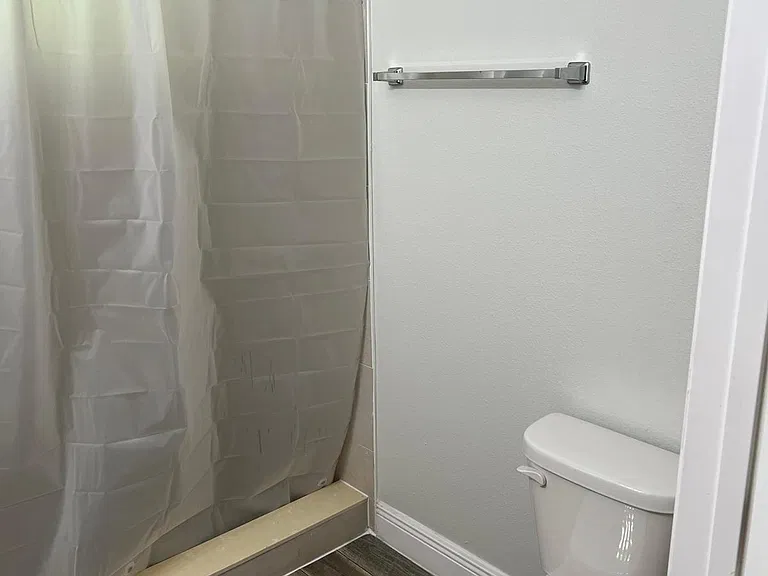 3721 E Powhatan Ave — Photo 23
