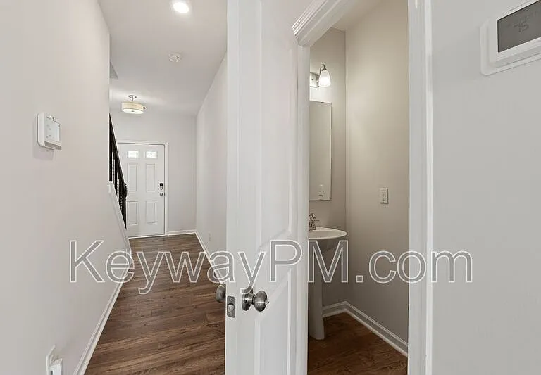 4136 Thimbleberry Dr — Photo 4
