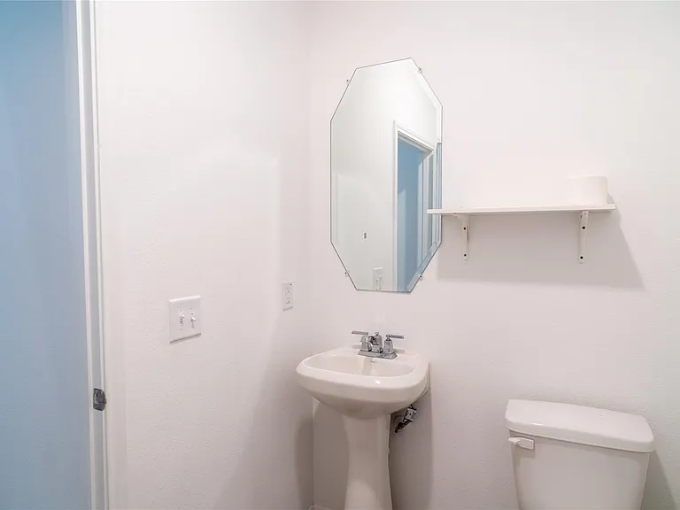 8214 Star Terrace Dr — Photo 13