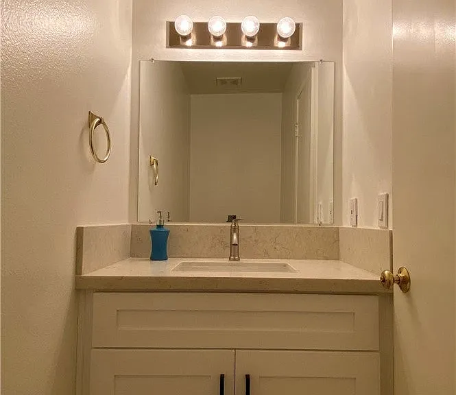 76 Greenmoor — Photo 11