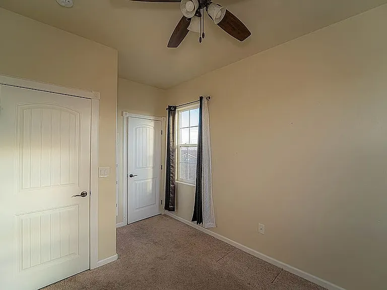 820 Serrano Pointe St NW — Photo 24