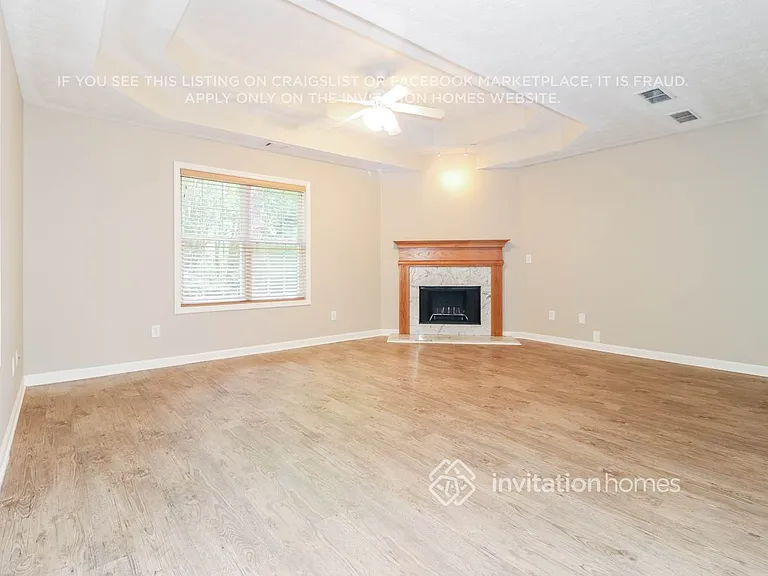 135 Longcreek Dr — Photo 4
