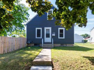 1738 Bertch Ave, Waterloo, IA 50702