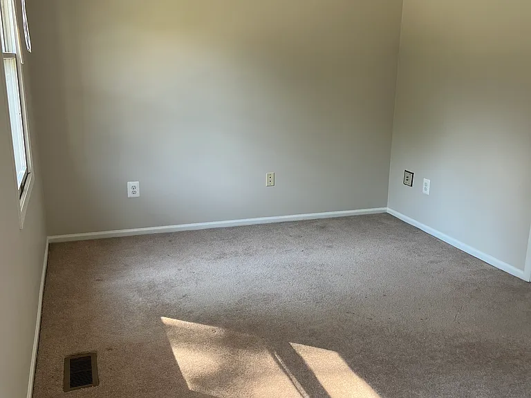 6333 Falling Brook Dr — Photo 16