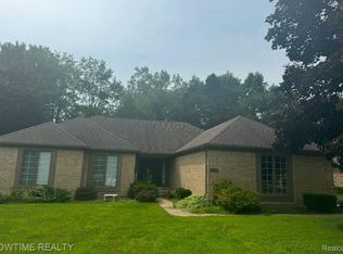 53497 Marian Dr, Shelby Township, MI 48315