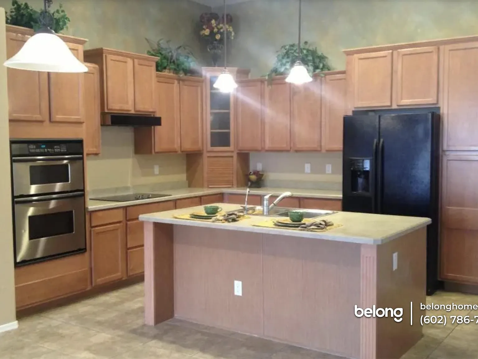 4 bed, 2.0 bath, 2126 sqft, $3,300 — Photo 3