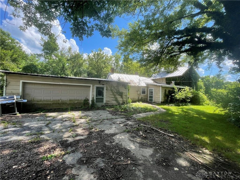 Real estate listing image