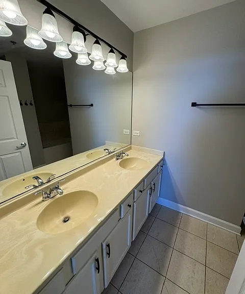 1529 S State St #15H — Photo 22