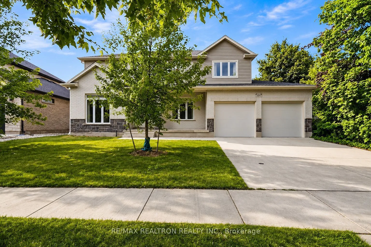4 bed, $4,000 — Photo 2