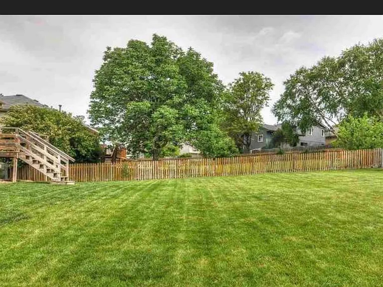 6401 S 167th Ave — Photo 23