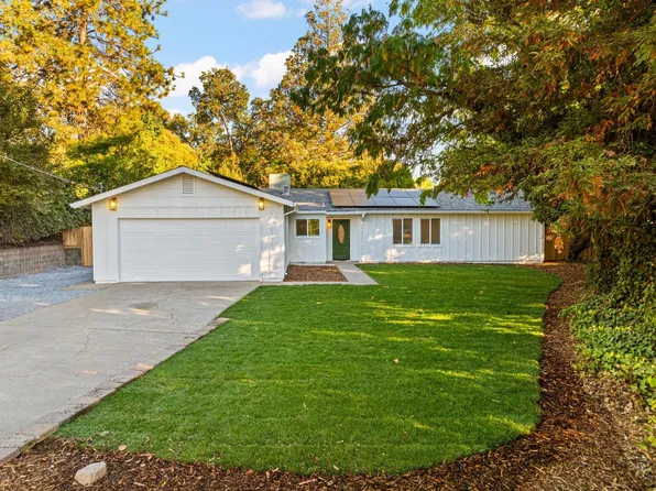 4577 Crown Point Dr, Diamond Springs, CA 95619