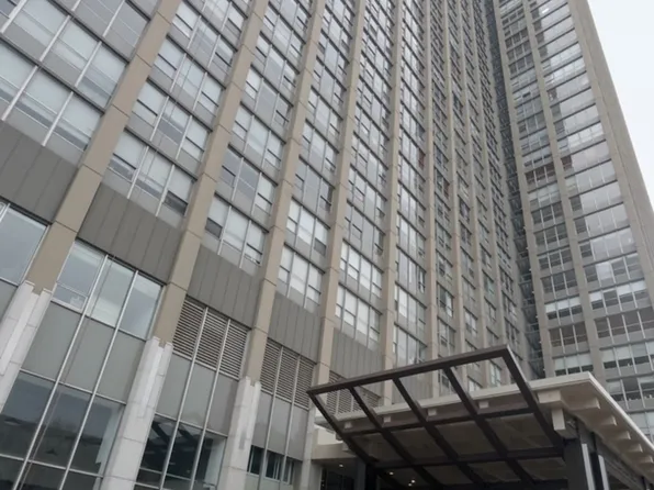 655 W Irving Park Rd APT 3608, Chicago, IL 60613
