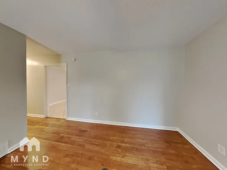 8206 Whitehead Dr — Photo 6