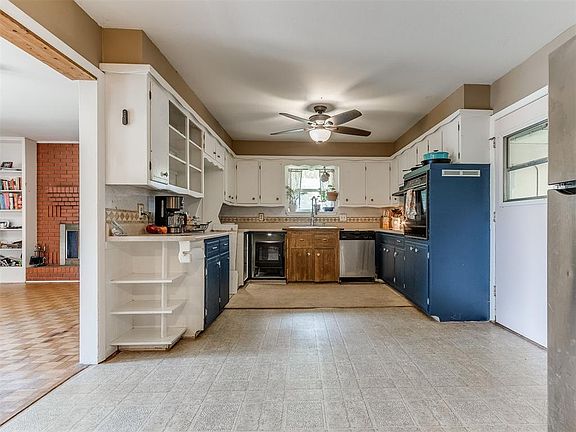 5th image of 508 Kingston Dr