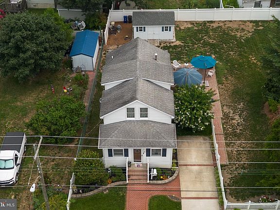 2nd image of 56 Lakeview Ave