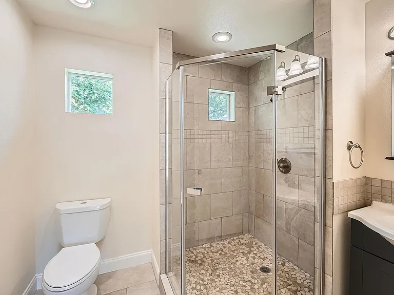 2929 E Martin Luther King Jr Blvd — Photo 17