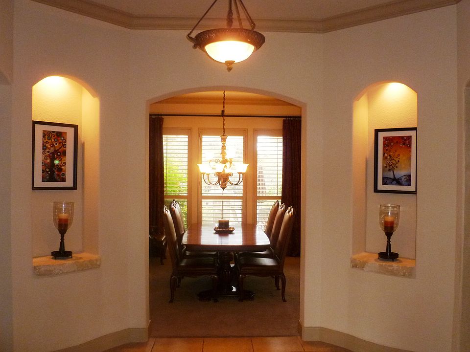 1st image of 22547 Lynridge Dr