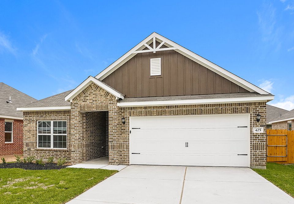 1st image of 425 San Miguel Creek Dr