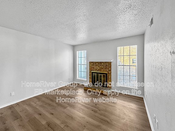 3rd image of 9520 Royal Ln #211