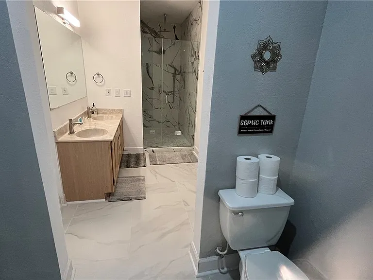 203 Bella Vista Cir — Photo 21