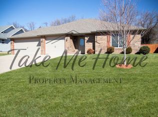 2003 W McClernon St, Springfield, MO 65803