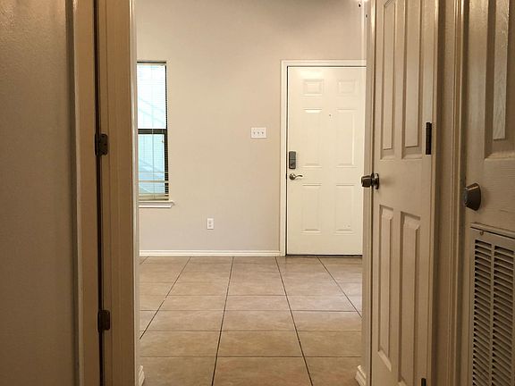 3rd image of 5402 Marcella Ave #108B