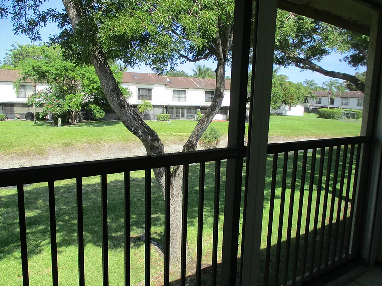 23398 SW 57th Ave #306 — Photo 30