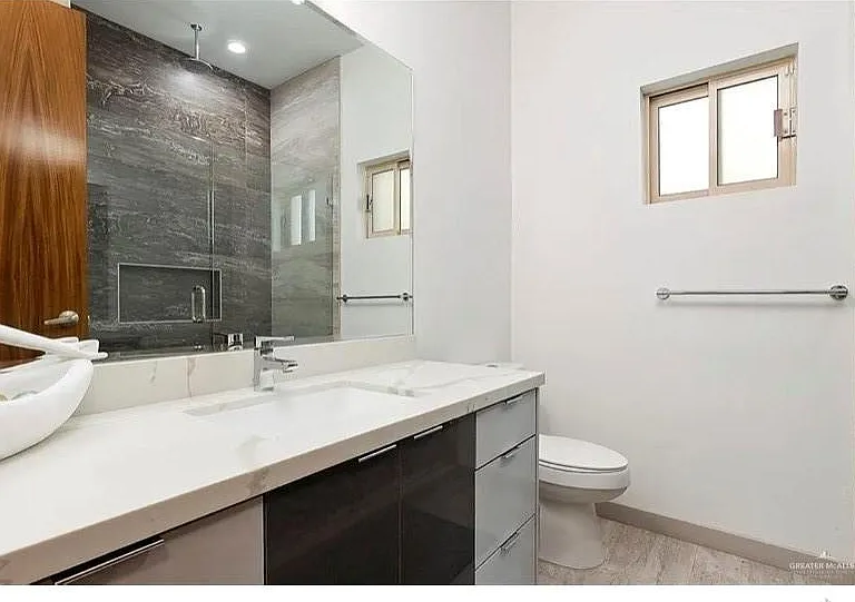 3614 S K Ln — Photo 18