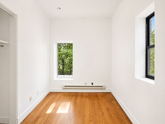 5th image of 943 Saint Marks Ave #4