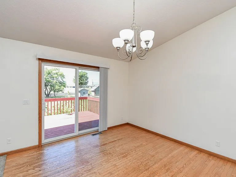 5937 S Lois Ln — Photo 13