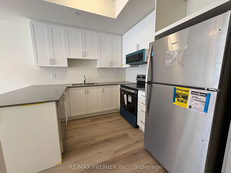 1695 Dersan St #226 — Photo 10