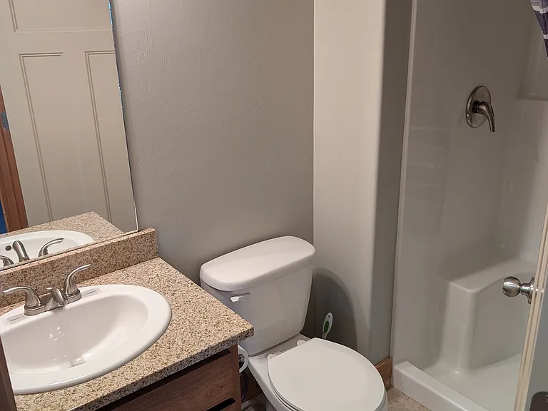 3789 Pipestone St — Photo 2
