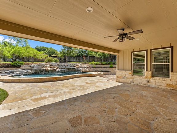 4th image of 307 Shady Grove Parkway