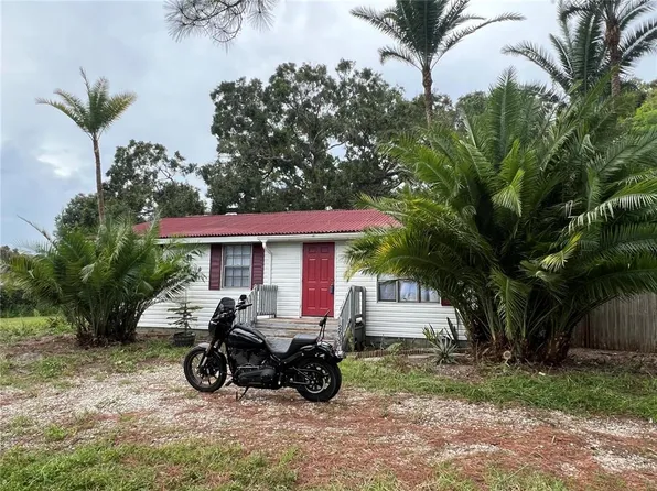 2633 20th St, Sarasota, FL 34234