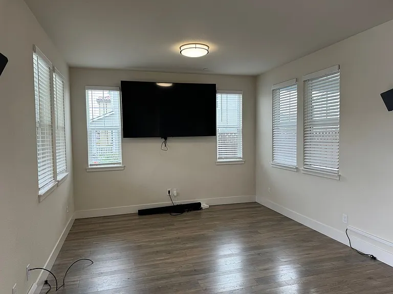 14343 Sherman Blvd — Photo 12