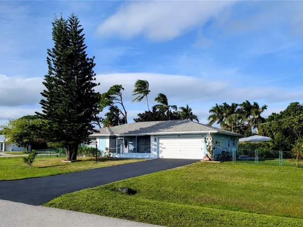 105 Valley DR, BONITA SPRINGS, FL 34134