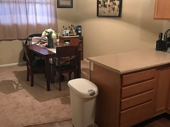 Dining off kitchen