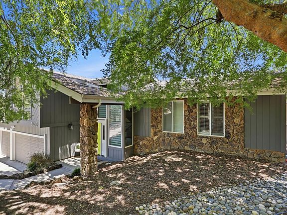 2nd image of 3460 Oak Hill Ct