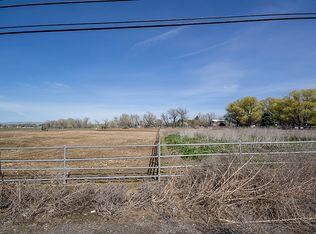 303 Ahtanum Rd, Union Gap, WA 98903