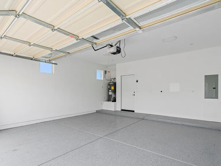 1642 E Monte Vista Rd #5 — Photo 22