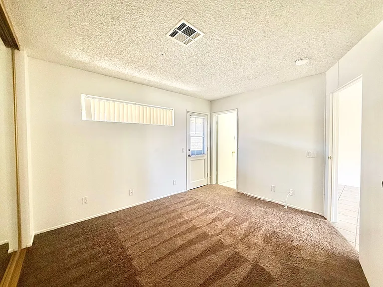 44620 San Rafael Ave #6 — Photo 7