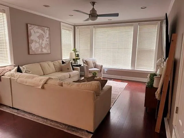 915 Polk St — Photo 6