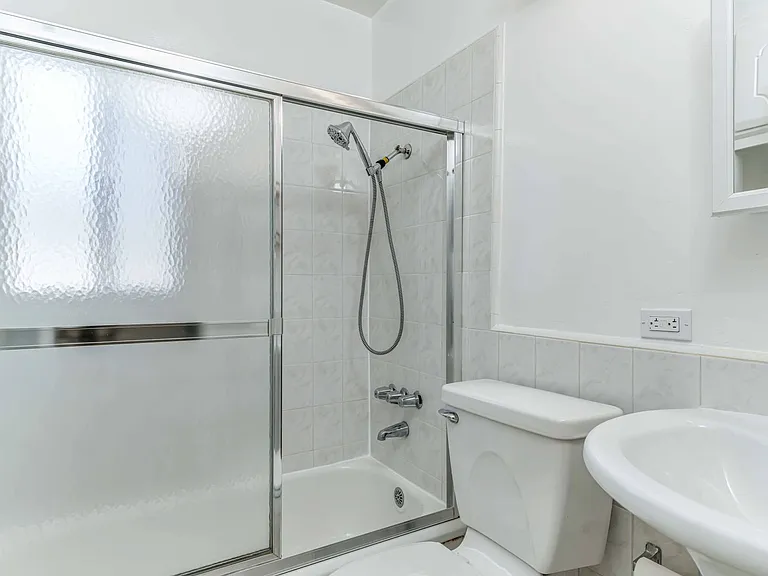 17309 Elgar Ave — Photo 14