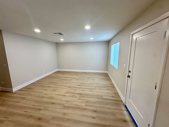 2nd image of 365 McKenzie Dr