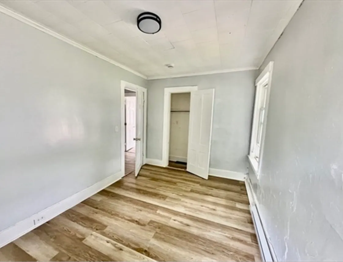 2 bed, 1100 sqft, $2,000 — Photo 3