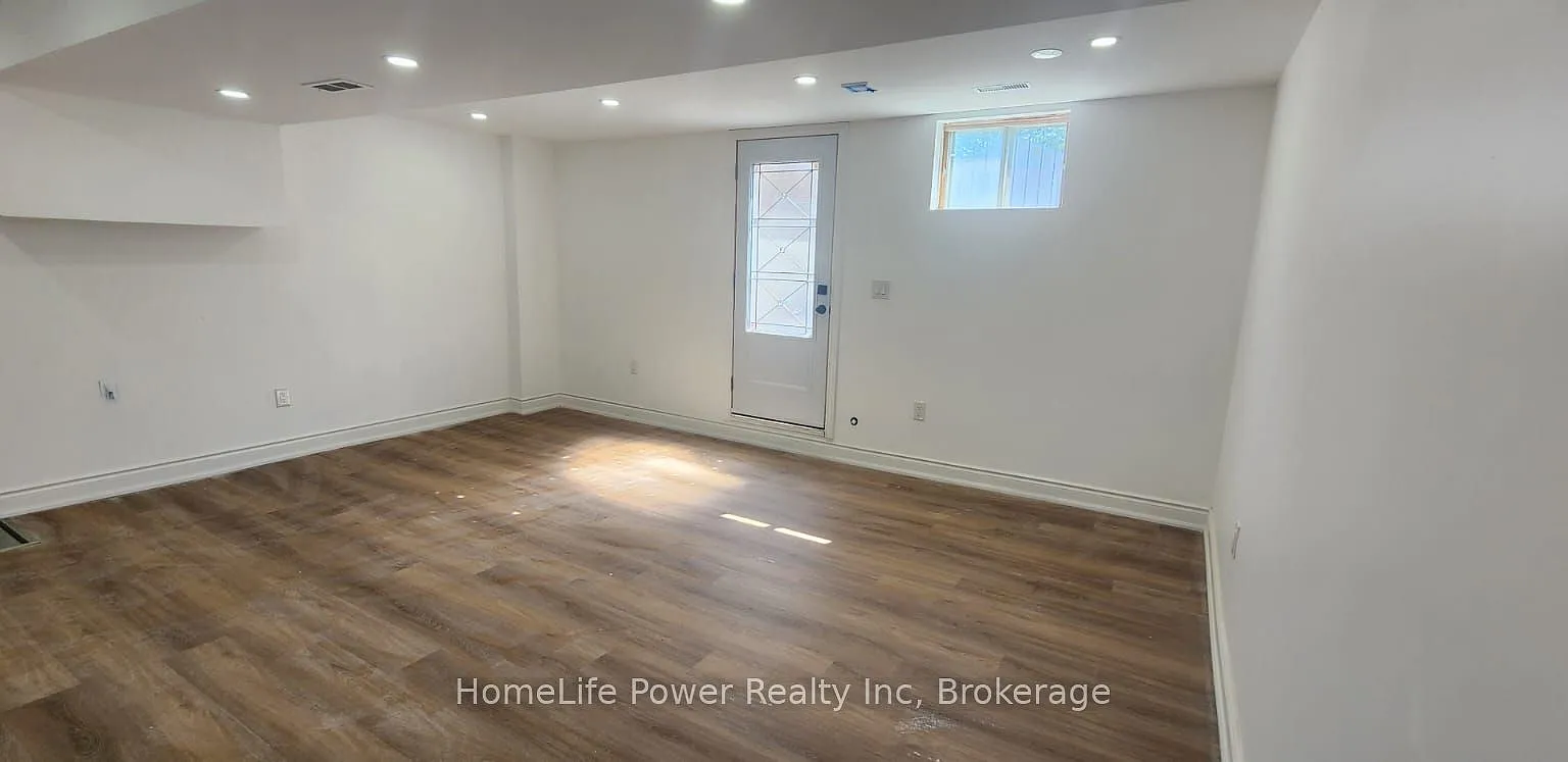 2 bed, $2,100 — Photo 1