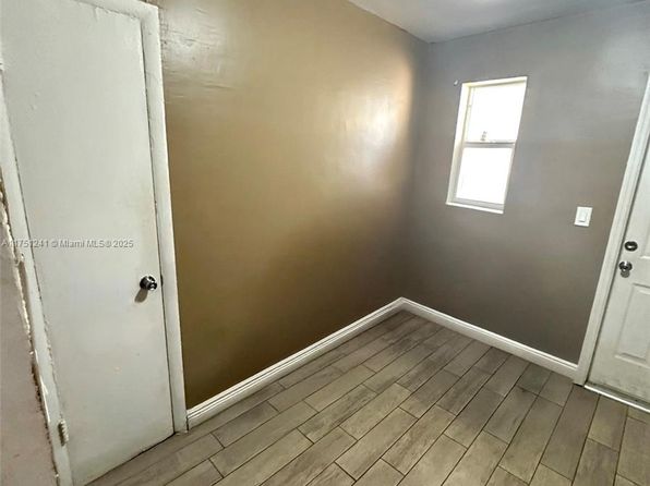 miami-florida-43807969 picture