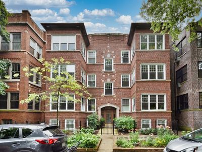 1435 W Rosemont Ave #2E, Chicago, IL, 60660