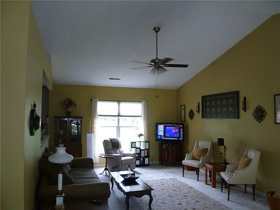 5th image of 5814 Mill Oak Dr