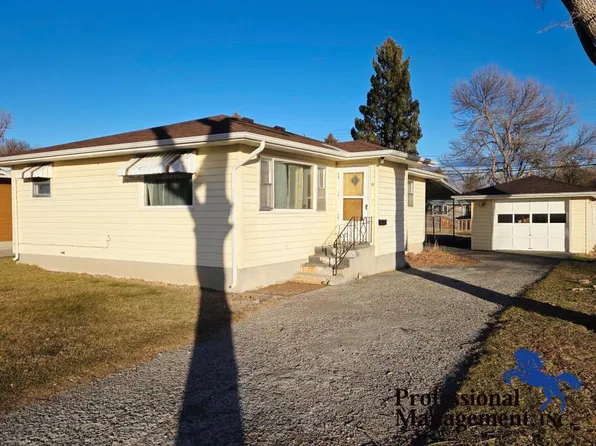 921 5th Ave, Laurel, MT 59044
